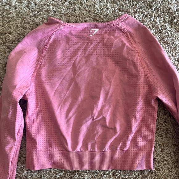 gym shark top - Picture 3 of 3